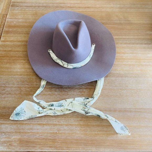 Anthropologie Wyeth Felt Wool Floral Scarf Chin Strap Hat
